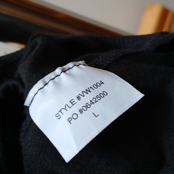 Vuori Elevation Plyo Tank Top - Picture 13 of 16